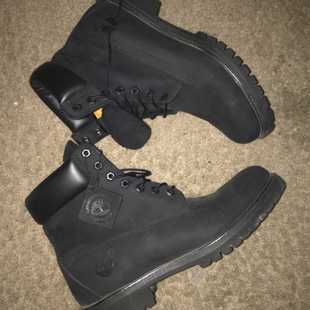 Black Tims